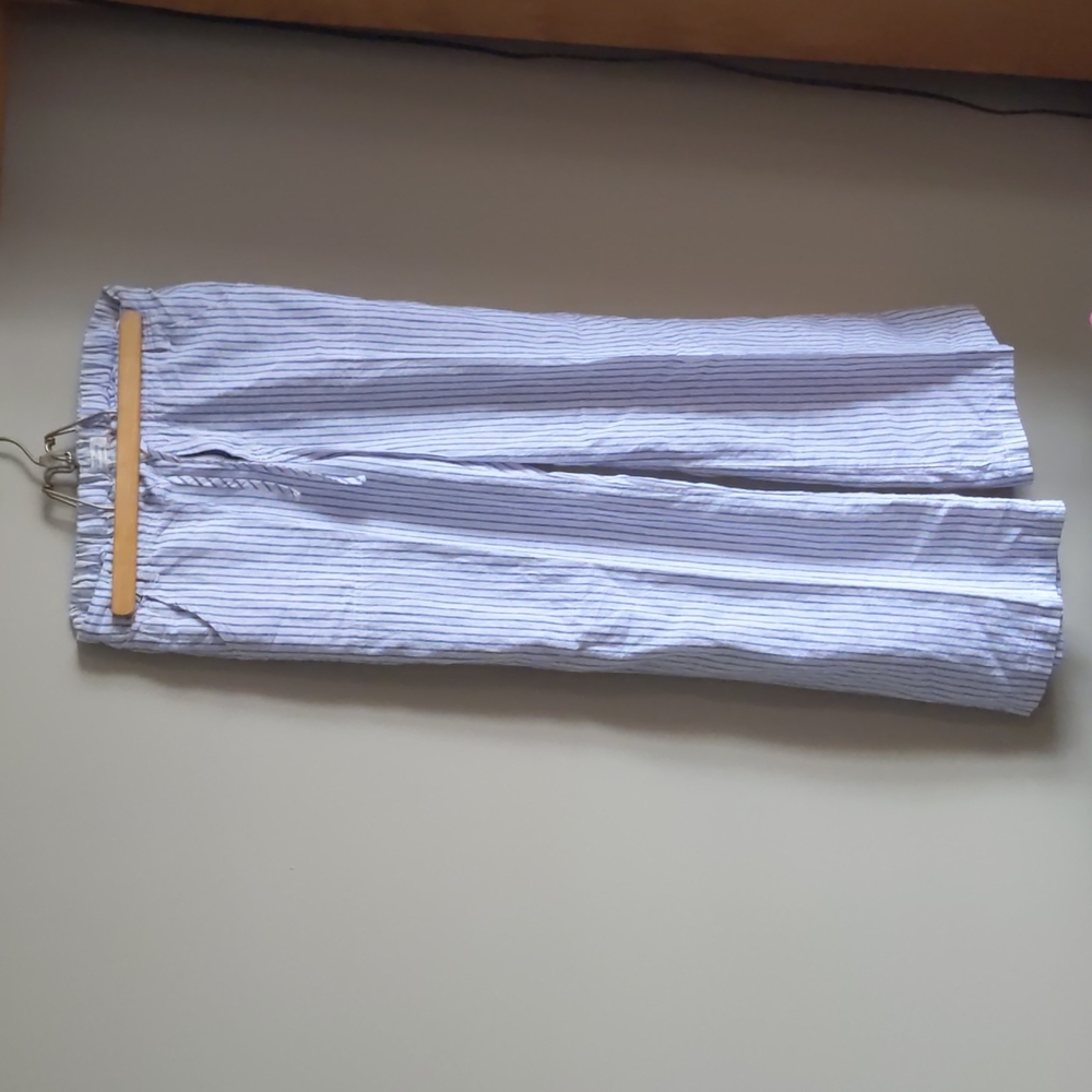 NWT Cotton Blue/Wh pants